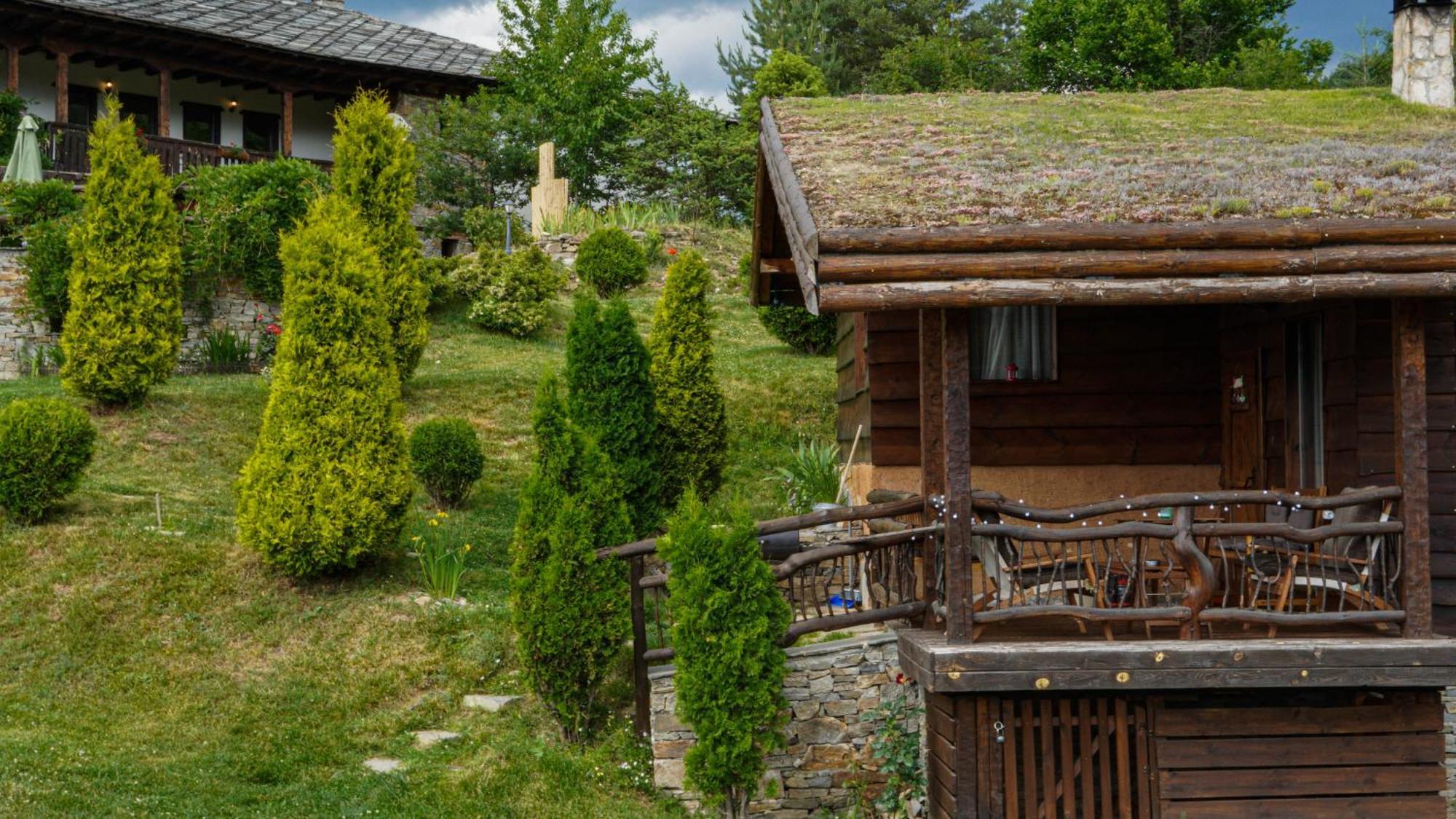 Панорама хаус Лещен и еко къщи Дървена и Землянка Екстер'єр фото